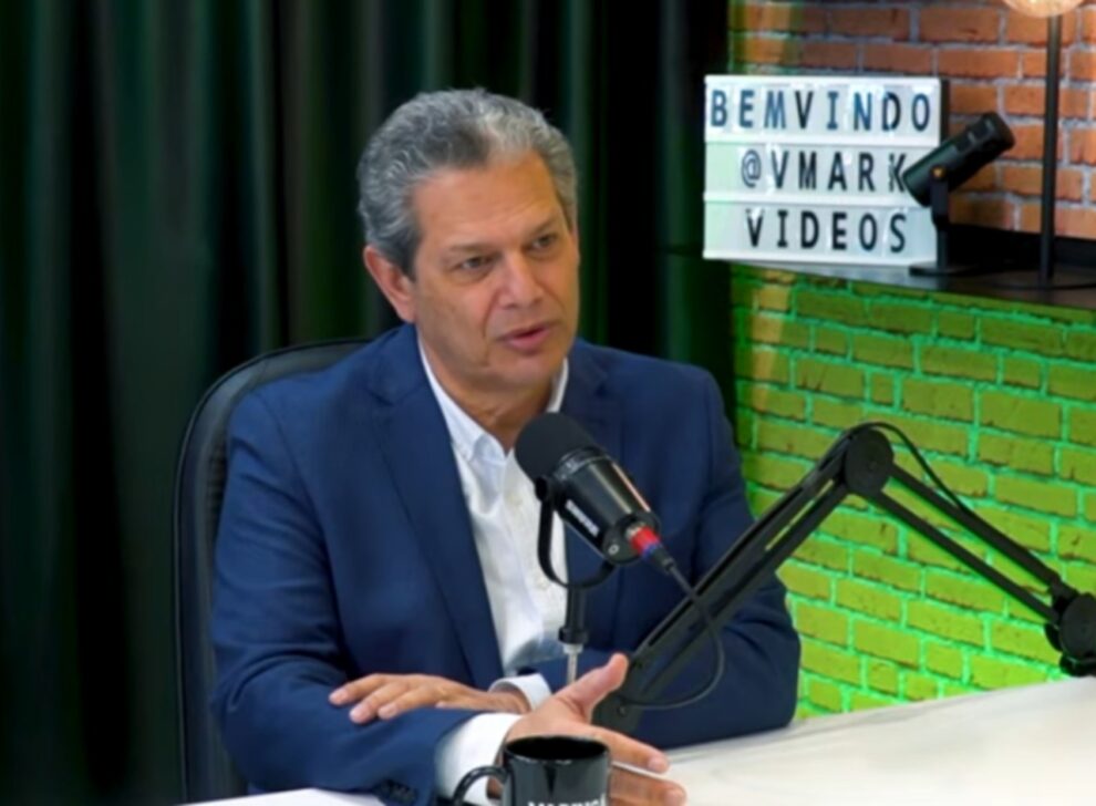 Silvio Barros diz que esposa mergulhou em projeto social: “Ela está mais envolvida do que eu imaginava”