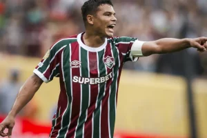 Thiago Silva faz gol no final, e Fluminense afunda o Juventude