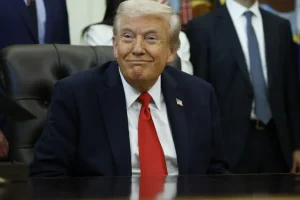 Trump acena com possibilidade de reduzir tarifas sobre a China, mas impõe condições