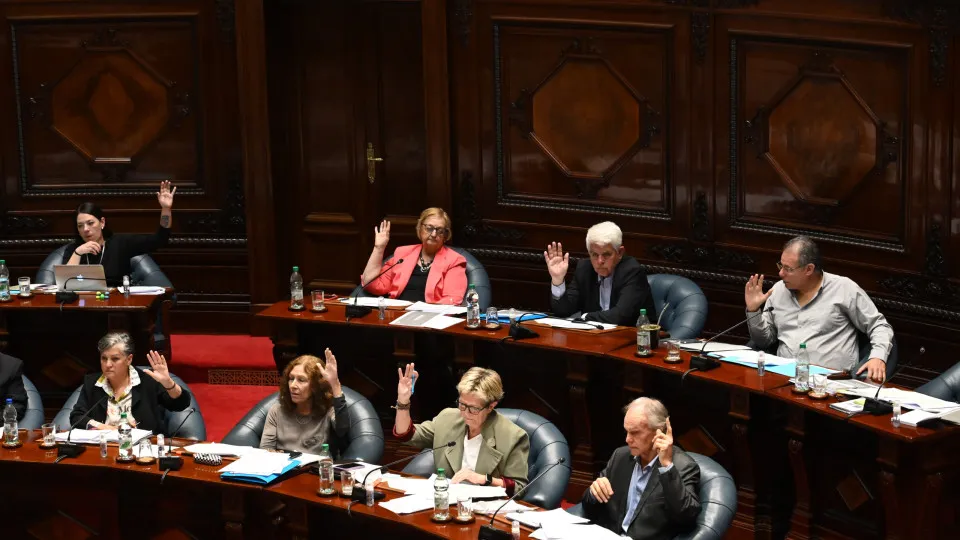 Uruguai aprova lei que autoriza eutanásia sob condições específicas