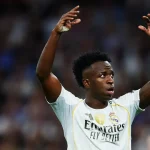 Vini Jr. ajuda a furar retranca, e Real vence a Juventus na Champions