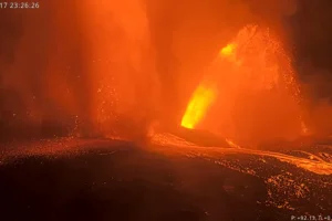 Vulcão Kilauea no Havai entra (de novo) em erupção. Veja as imagens