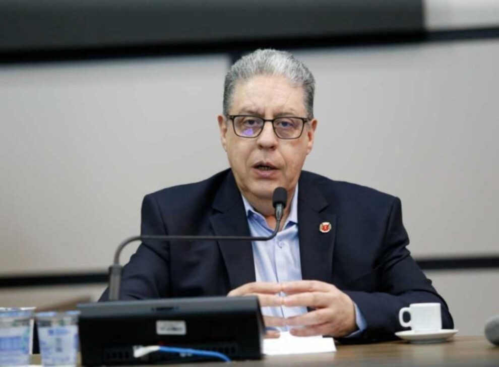 Ainda sob investigação da PF, Carlos Augusto Ferreira retorna à Secretaria de Fazenda de Maringá