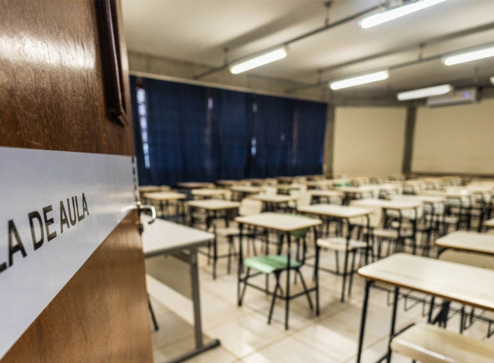 Estudantes da UEM têm até 19 de dezembro para renovar a matrícula para 2026