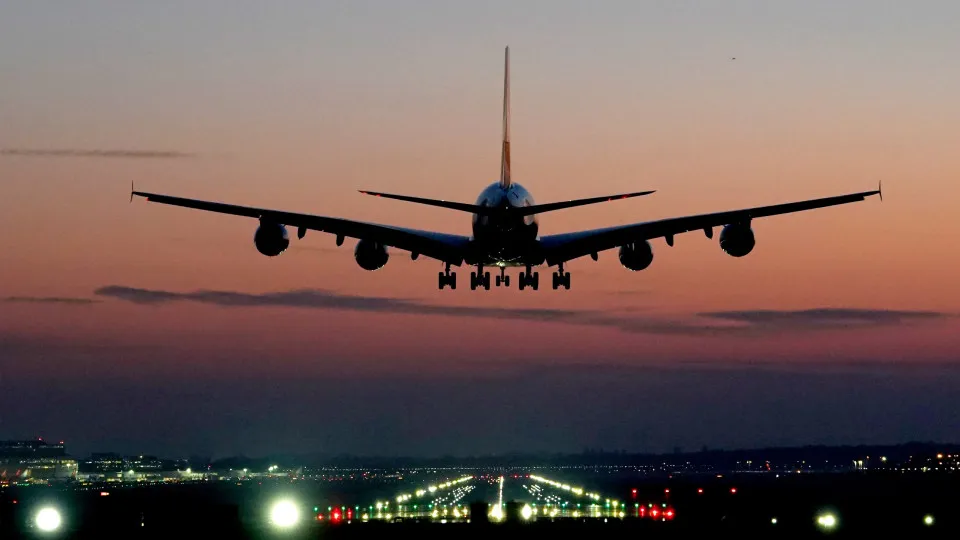 Idoso de 74 anos morre após falha técnica em voo da Gol elevar temperatura a 32º C