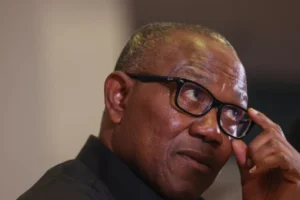 Presidente da Nigéria diz que está disposto a se reunir com Trump após ameaças de ataque