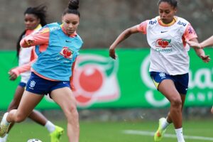 Seleção feminina inicia preparação para amistosos na Europa