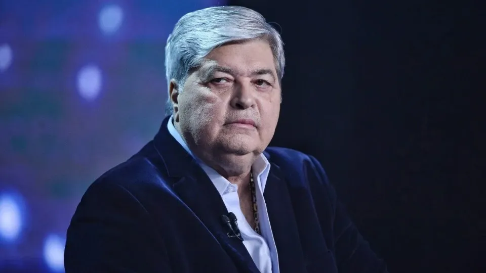 Datena passa por cirurgia cardíaca em São Paulo