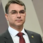 Aliados de Flávio Bolsonaro apostam em Marçal por alcance digital e entrada na periferia