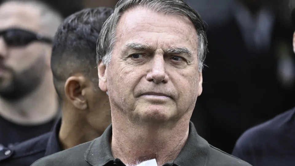 Cela de Bolsonaro na Papudinha é quase 10 vezes maior que área fixada em lei