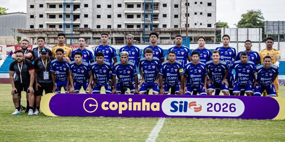 Ônibus do Águia de Marabá Sub-20 colide e preparador físico morre