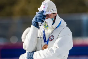 Após ganhar bronze, atleta desaba em lágrimas e admite traição pública