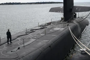 Austrália anuncia investimento em estaleiro que vai construir submarinos nucleares