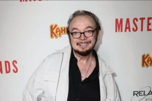 Bud Cort, astro de “Ensina-me a Viver”, morre aos 77 anos