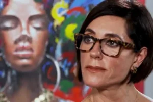 Christiane Torloni reage a memes do BBB 26 e diz que decidiu lucrar com brincadeira