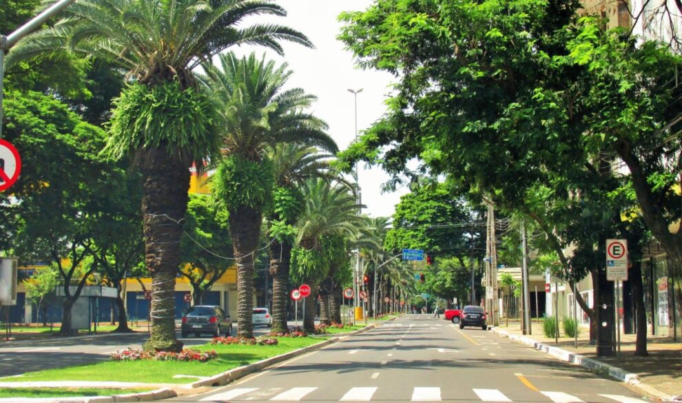 Circulação na terceira faixa da Avenida Duque de Caxias é retomada a partir da próxima quarta-feira (18)