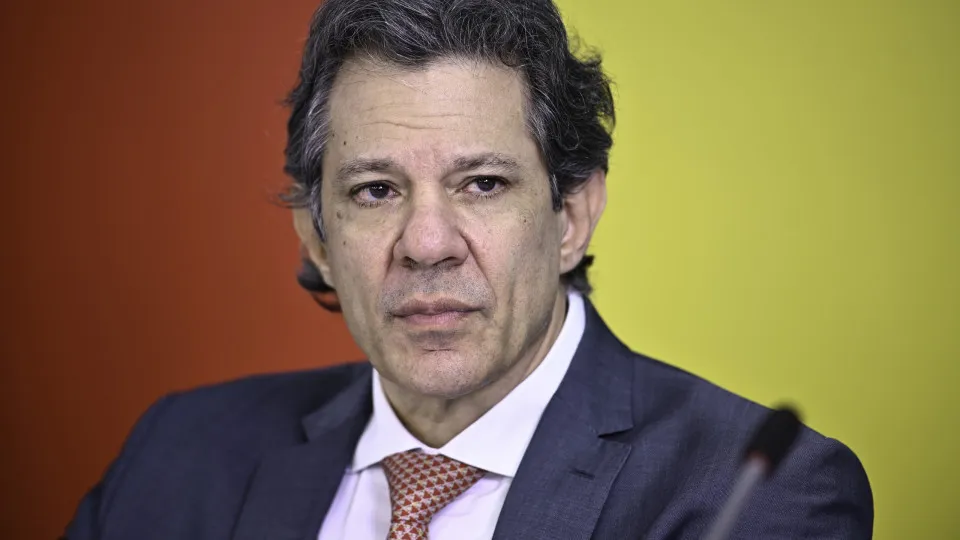 Classe dominante brasileira entende o Estado como dela, diz Haddad
