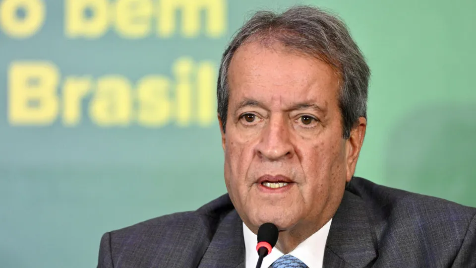 Costa Neto diz que há opção de uma vice mulher para Flávio e cita nome de Tereza Cristina