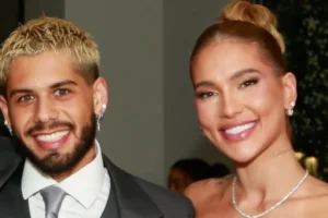 Em camarote separado, Zé Felipe comenta desfile da ex e revela mensagem