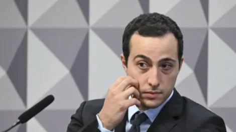 Empresário se mantém em silêncio em depoimento à CPMI do INSS