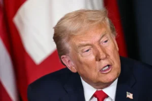 Estamos discutindo tomada amigável de Cuba, diz Trump