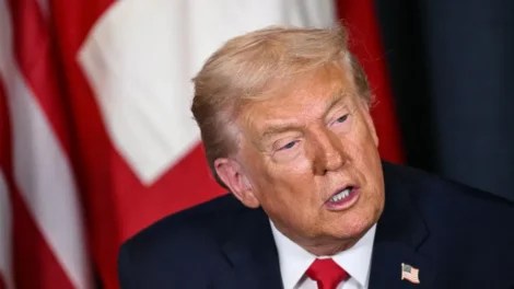 Estamos discutindo tomada amigável de Cuba, diz Trump