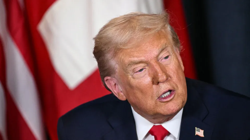 Estamos discutindo tomada amigável de Cuba, diz Trump