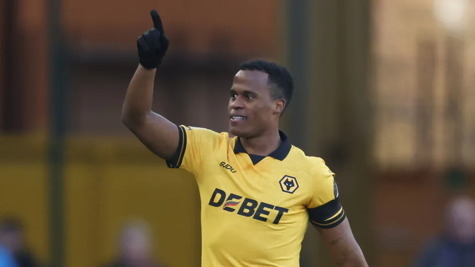 Estreia de Arias pode fazer pilar de Abel mudar de posição no Palmeiras