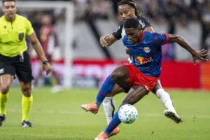 Ex-Benfica causa polêmica por comentário machista contra árbitra