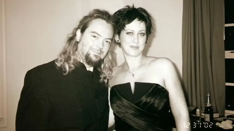 Ex-Sepultura, Max Cavalera comunica falecimento da filha