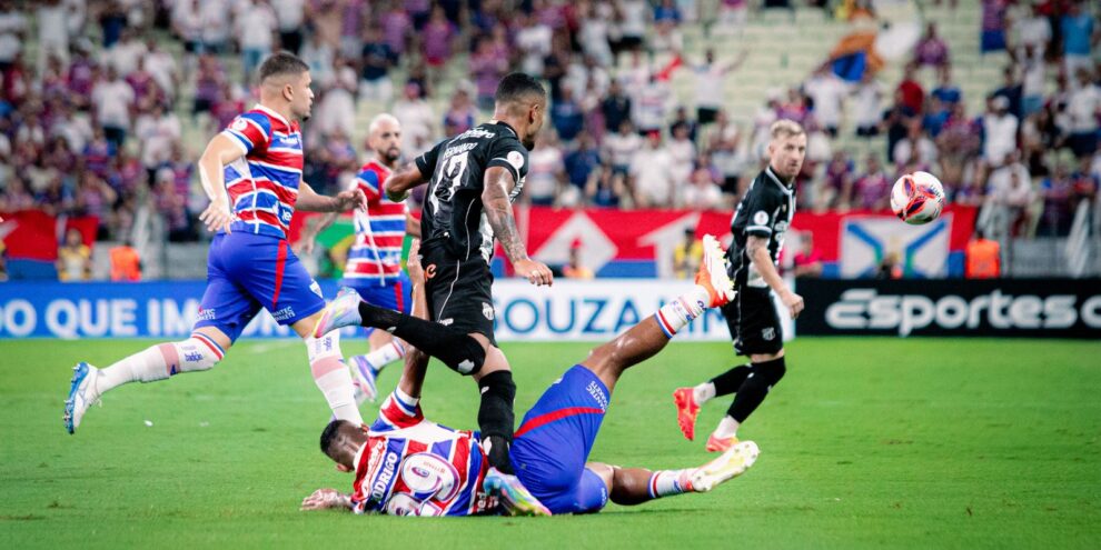 Fim de semana tem Clássico-Rei e semifinais do Baiano na TV Brasil