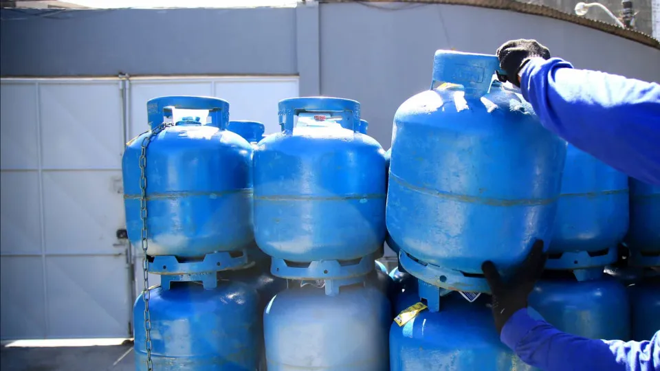 Gás do Povo: vale-recarga começa a ser disponibilizado