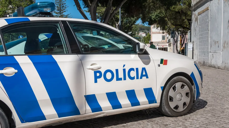 Homem é preso em Lisboa após ingerir um quilo de cocaína para traficar