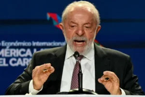 Impulsionado por ação na Venezuela, Lula quer realizar operações da PF para prender brasileiros nos EUA