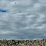 Irã revida e lança mísseis contra Israel após ataque dos Estados Unidos