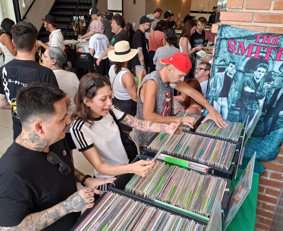 Maringá terá feira com discos de vinil a partir de R$ 10 neste fim de semana; CONFIRA