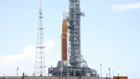 Nasa desiste de tentar levar humanos à superfície da Lua na missão Artemis 3