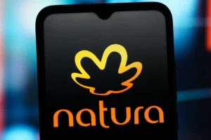 Natura vende operação da Avon na Rússia