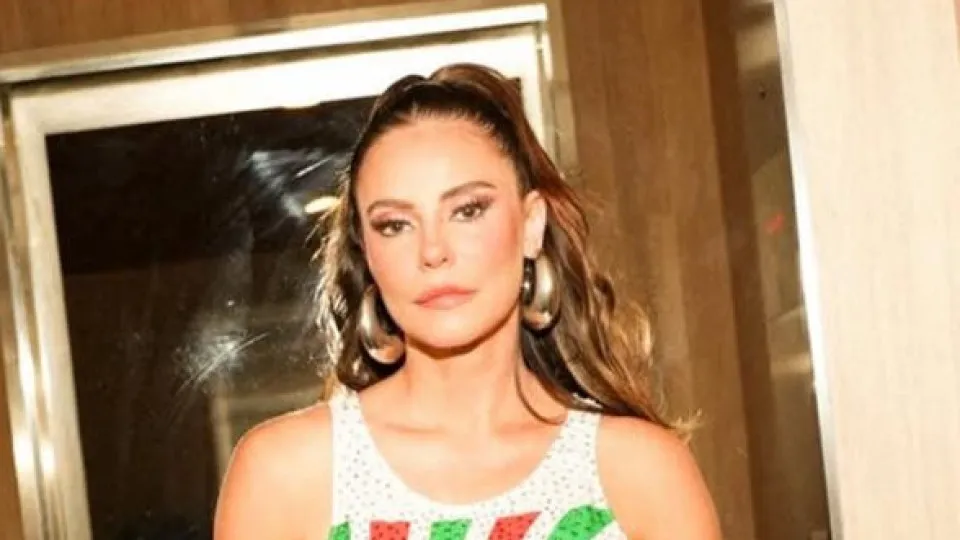 O fato é: estou solteira e curtindo, diz Paolla Oliveira