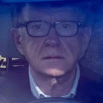 Polícia libera após fiança ex-embaixador britânico acusado de vazar informações a Epstein