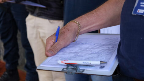 Prefeitura de Maringá promove ação para fomentar a regularização de vendedores ambulantes