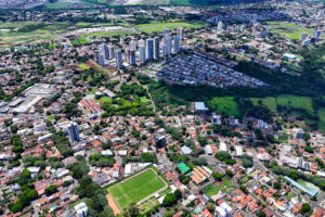 Prefeitura realiza audiências públicas para ouvir comunidade sobre a criação de eixos de comércio e serviços em Maringá e Floriano