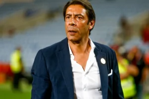 'Prestianni é tudo menos racista', diz presidente do Benfica após suspensão