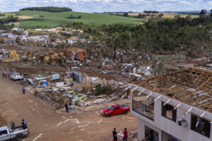 Proposta em trâmite prevê ações nas escolas para enfrentar mudanças e emergências climáticas