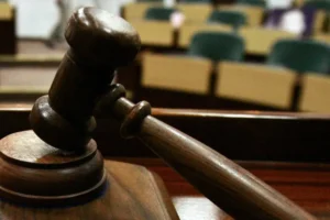 Recuo de desembargador em julgamento de estupro não afeta sindicância contra ele, diz TJ-MG