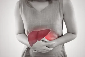 Sinais na pele podem indicar doença no fígado; entenda