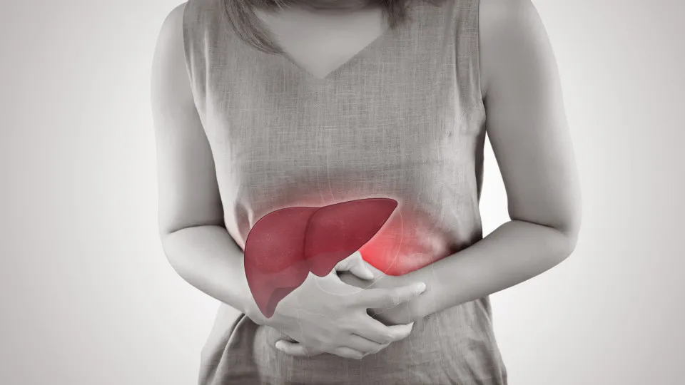 Sinais na pele podem indicar doença no fígado; entenda