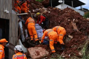 Sobe para 47 o número de mortos por temporais na zona da mata, em MG