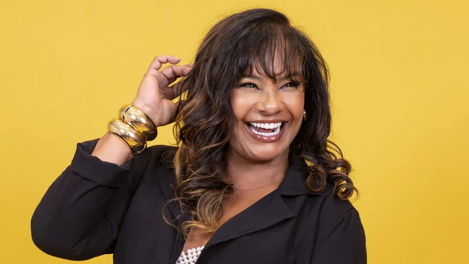 Solange Couto diz que Samira nasceu de 'sarro de trem' e causa revolta nas redes sociais