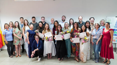 11 novos médicos se formam em Medicina de Família e Comunidade, em Maringá